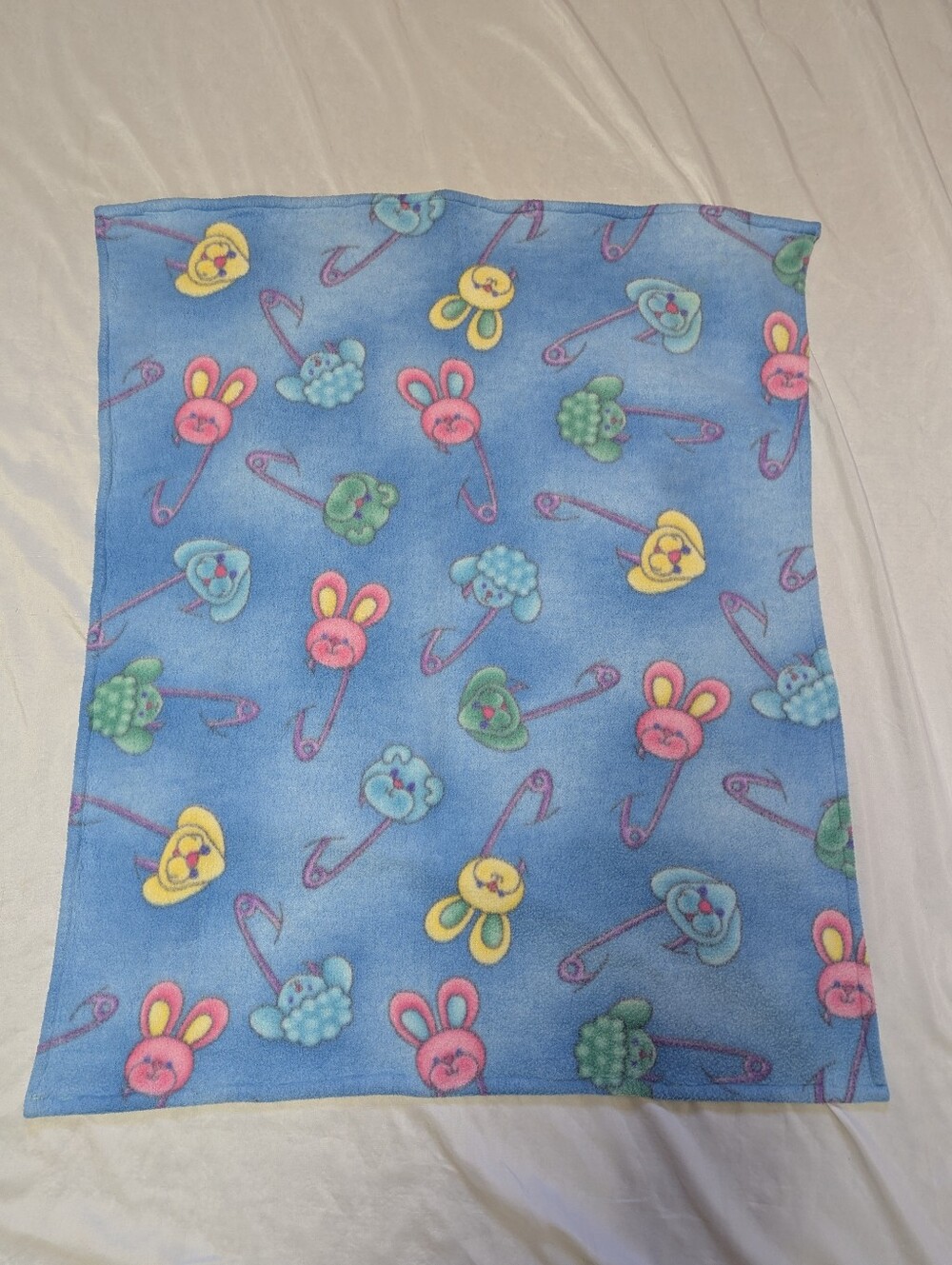 Handmade Fleece Bunny Bear Sheep Dog Safety‎ Pin Baby Blanket 33" X 27"